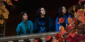 100 Nights Of Hero Trailer: Emma Corrin Wants To Save Maika Monroe In A Modern Feminist Fairytale